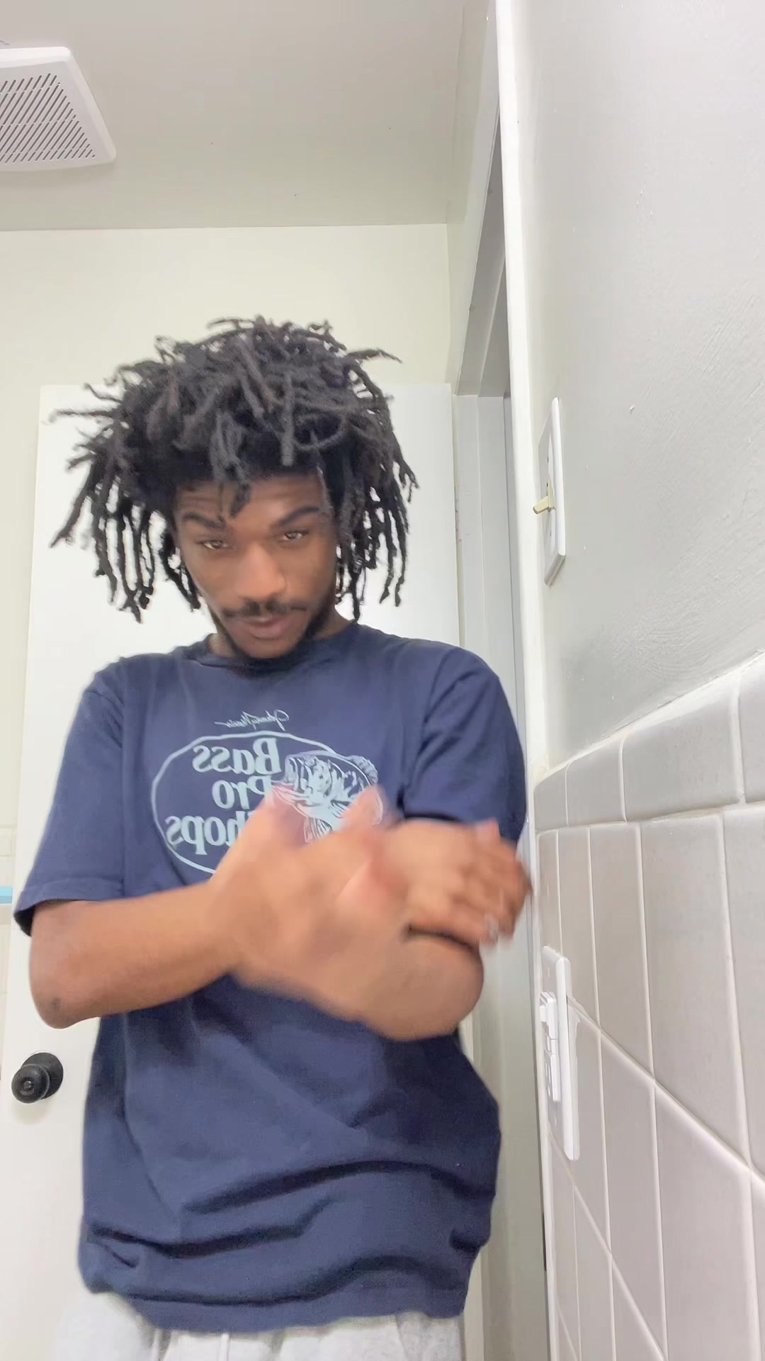 @wKhiidd