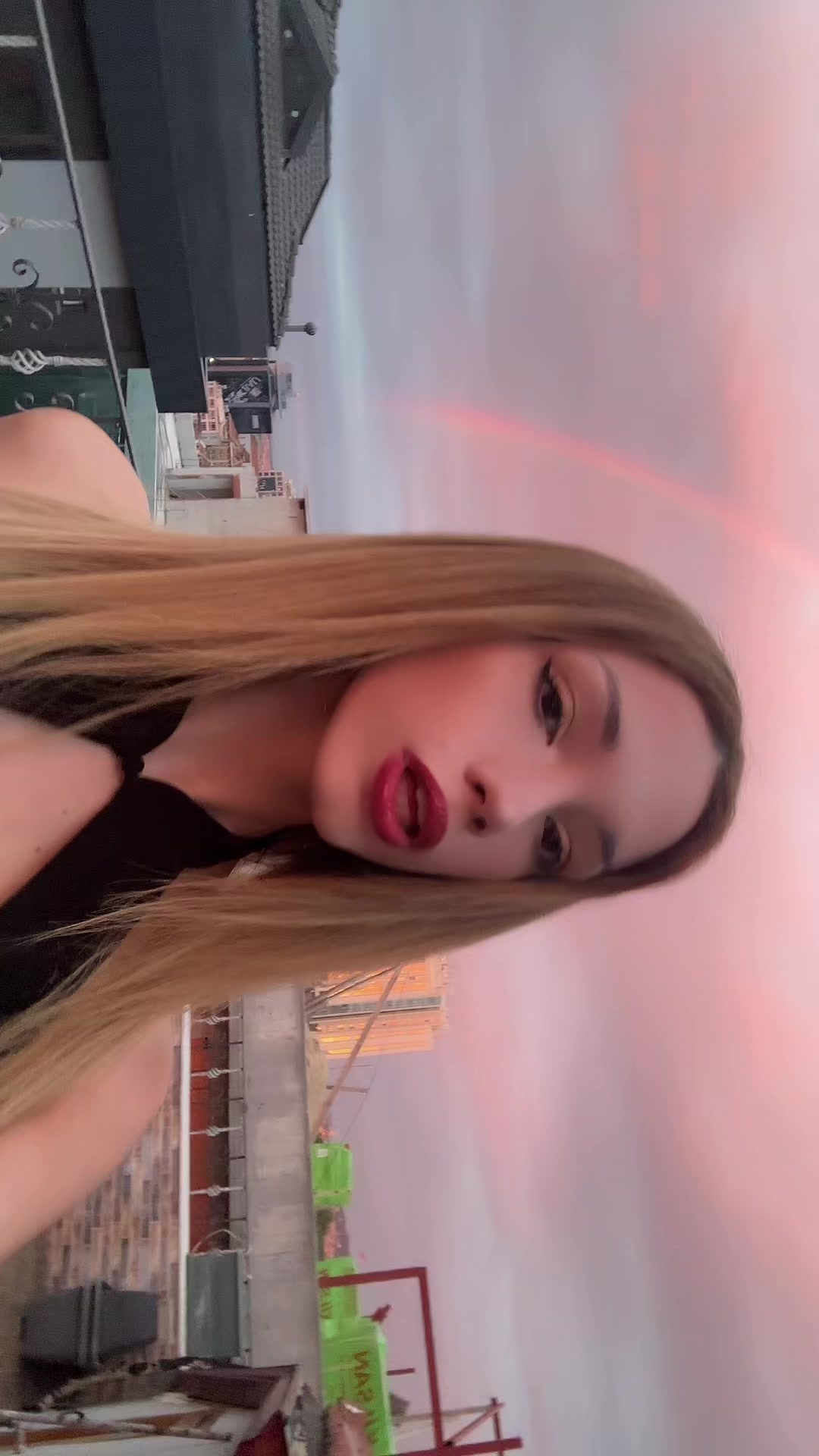 @asyakiziltug