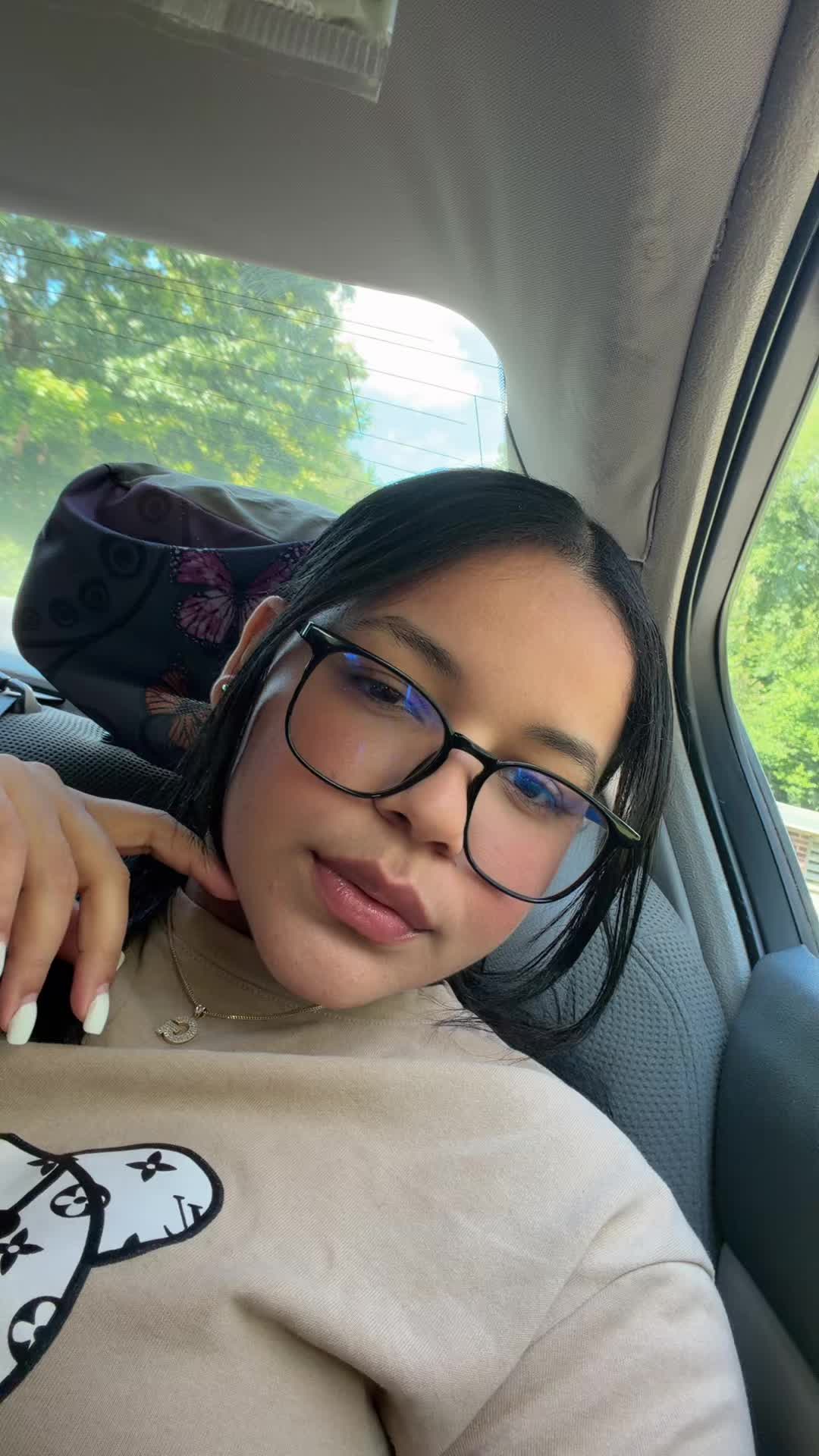 @️