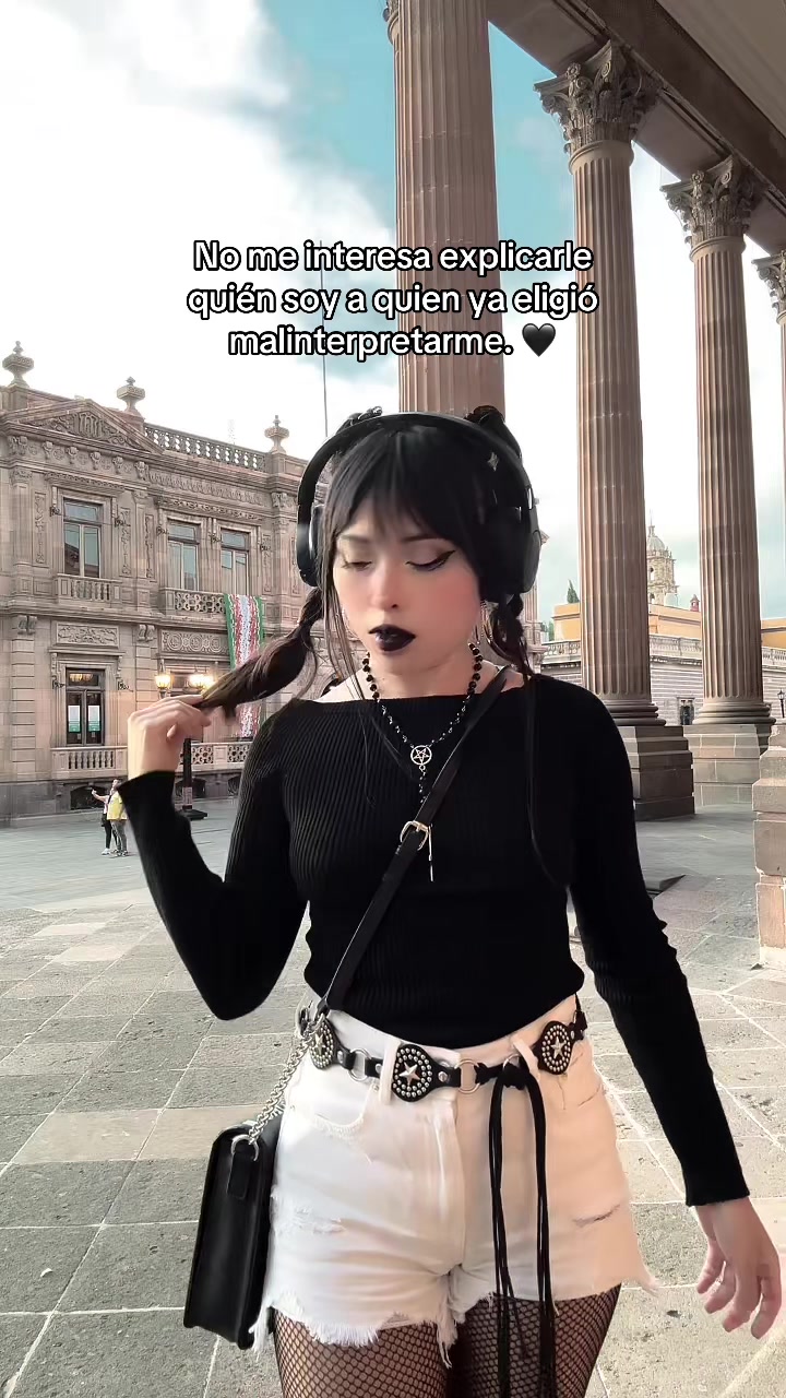@Alienfuc666👽