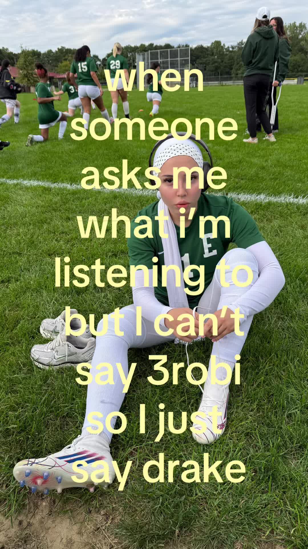@𝓢 ᥫ᭡.
