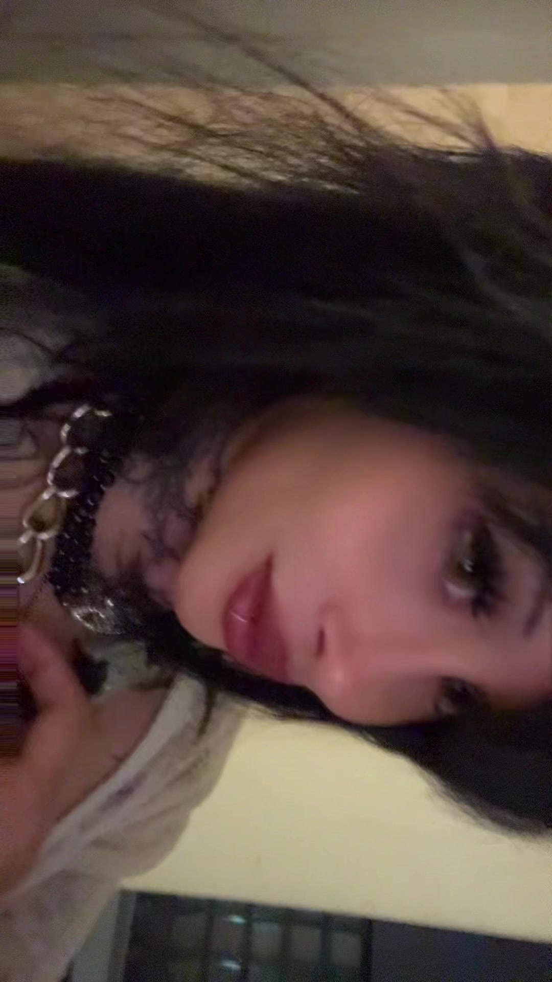 @zommmbri