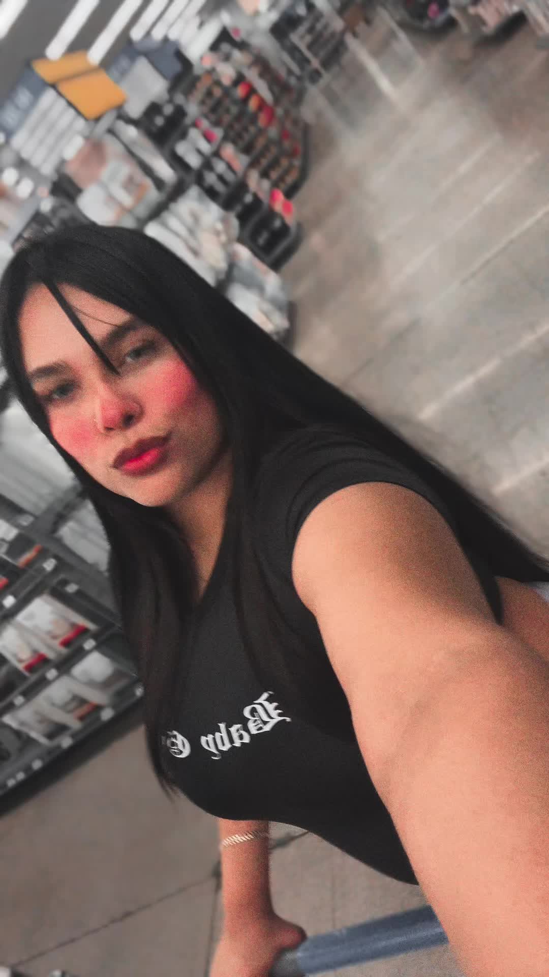 @✨🍒ℭ𝔢𝔠𝔦 𝔗𝔬𝔯𝔯𝔢𝔰🍒✨
