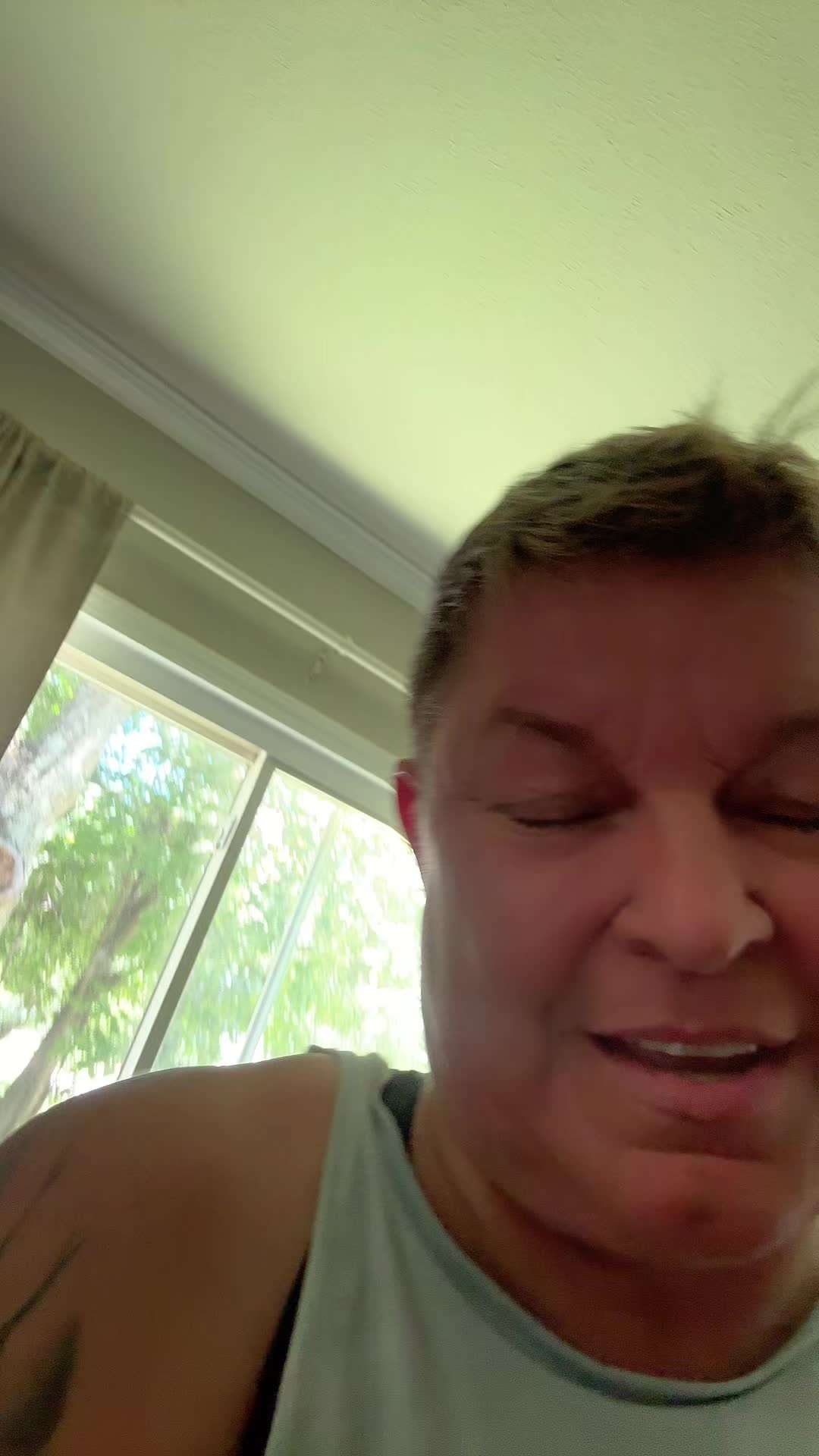 @Hoosieramanda