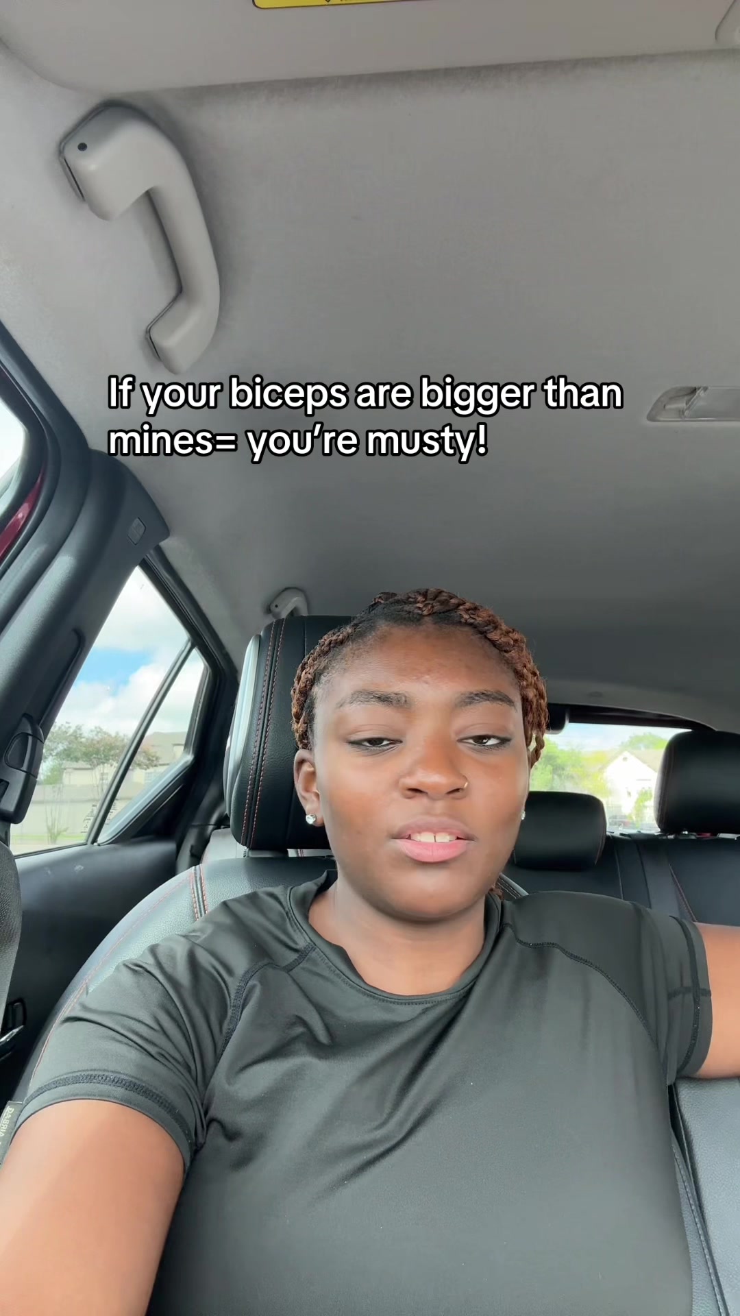 @Justina Elgirl💕