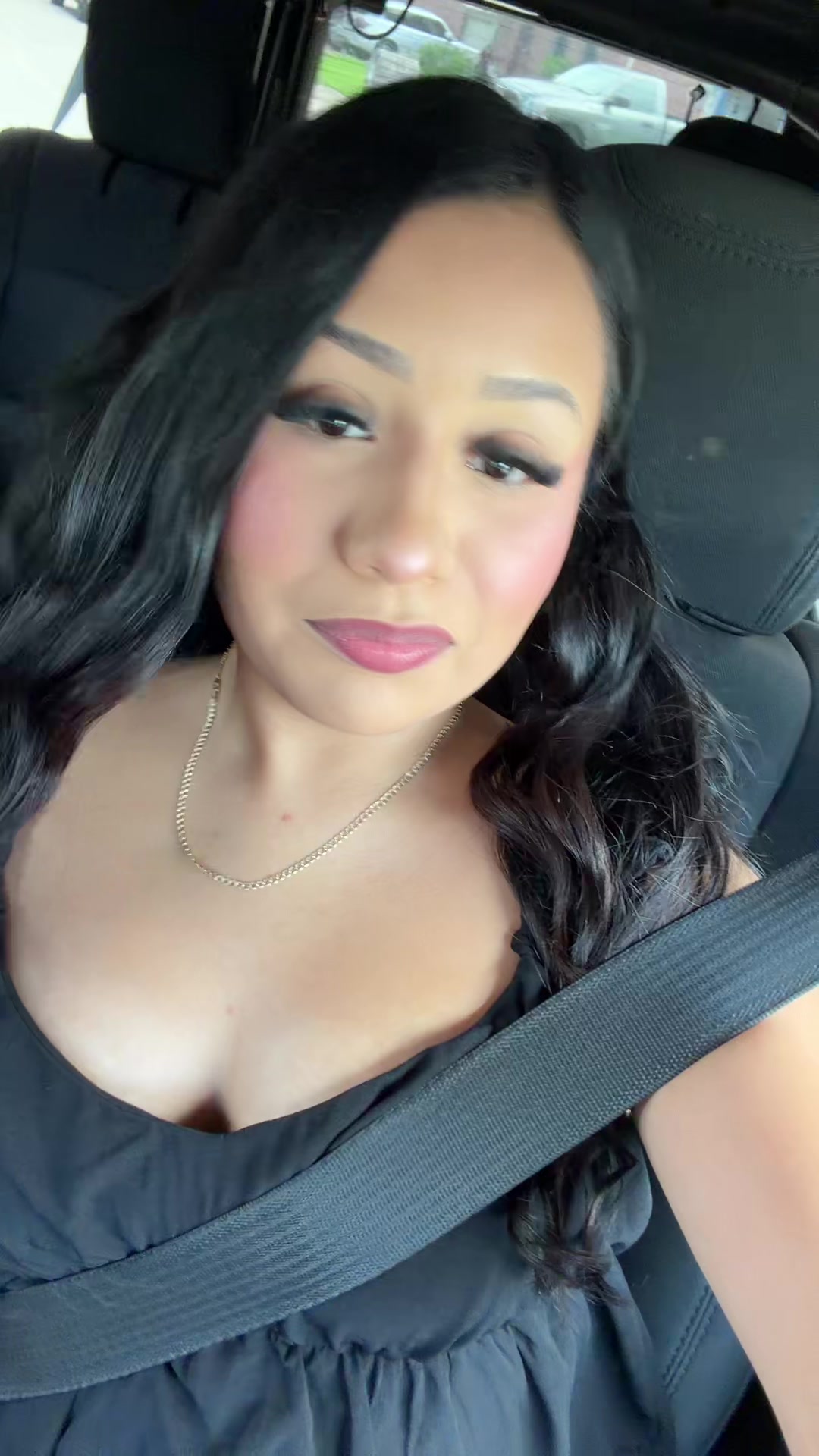 @Bella