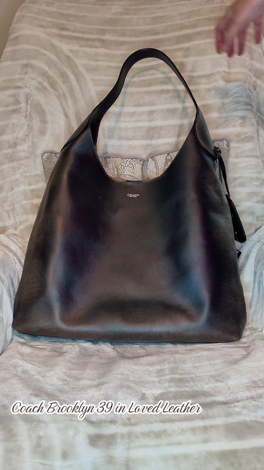 @CoolGirlCarry