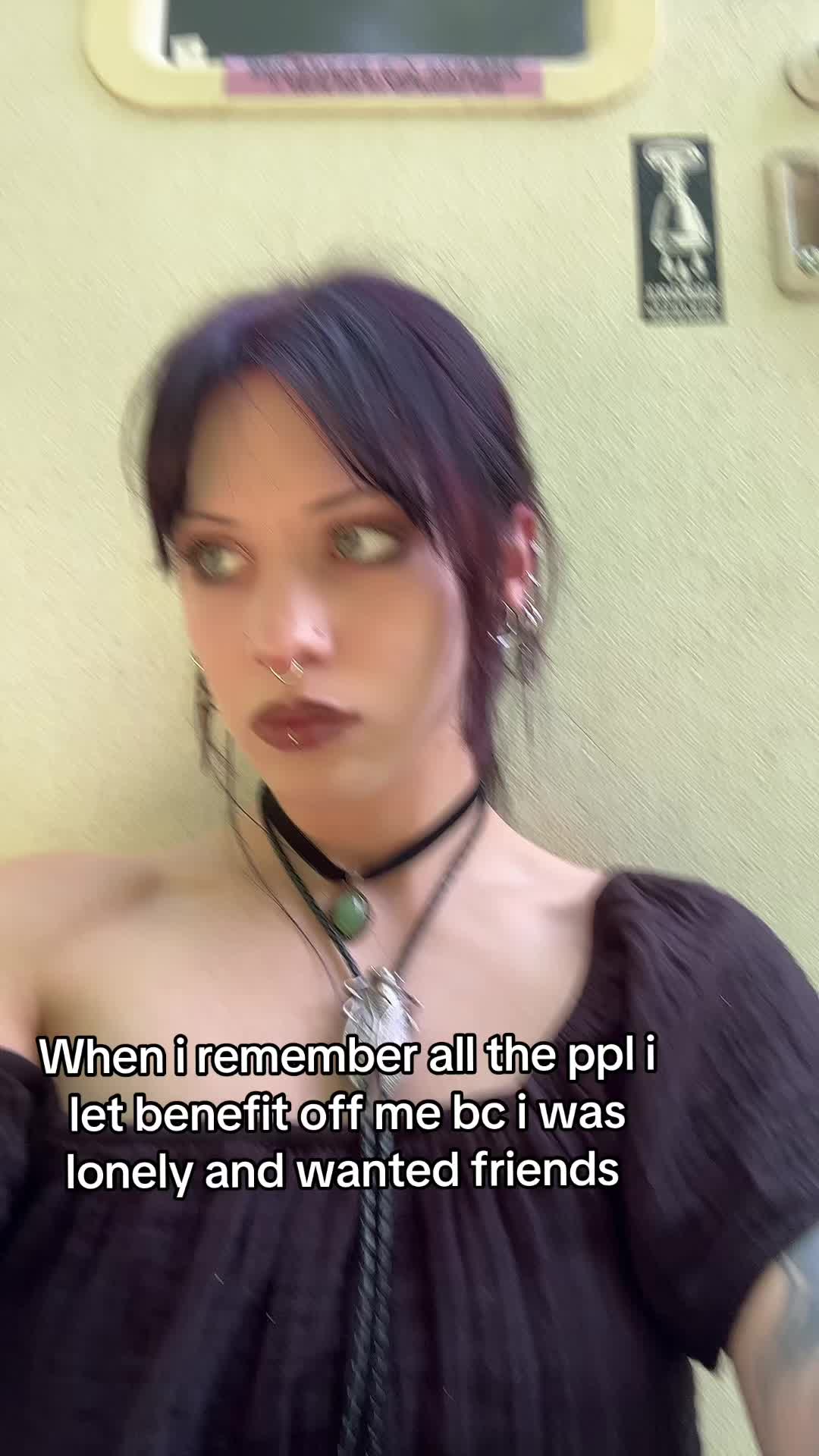 @Vana🪲