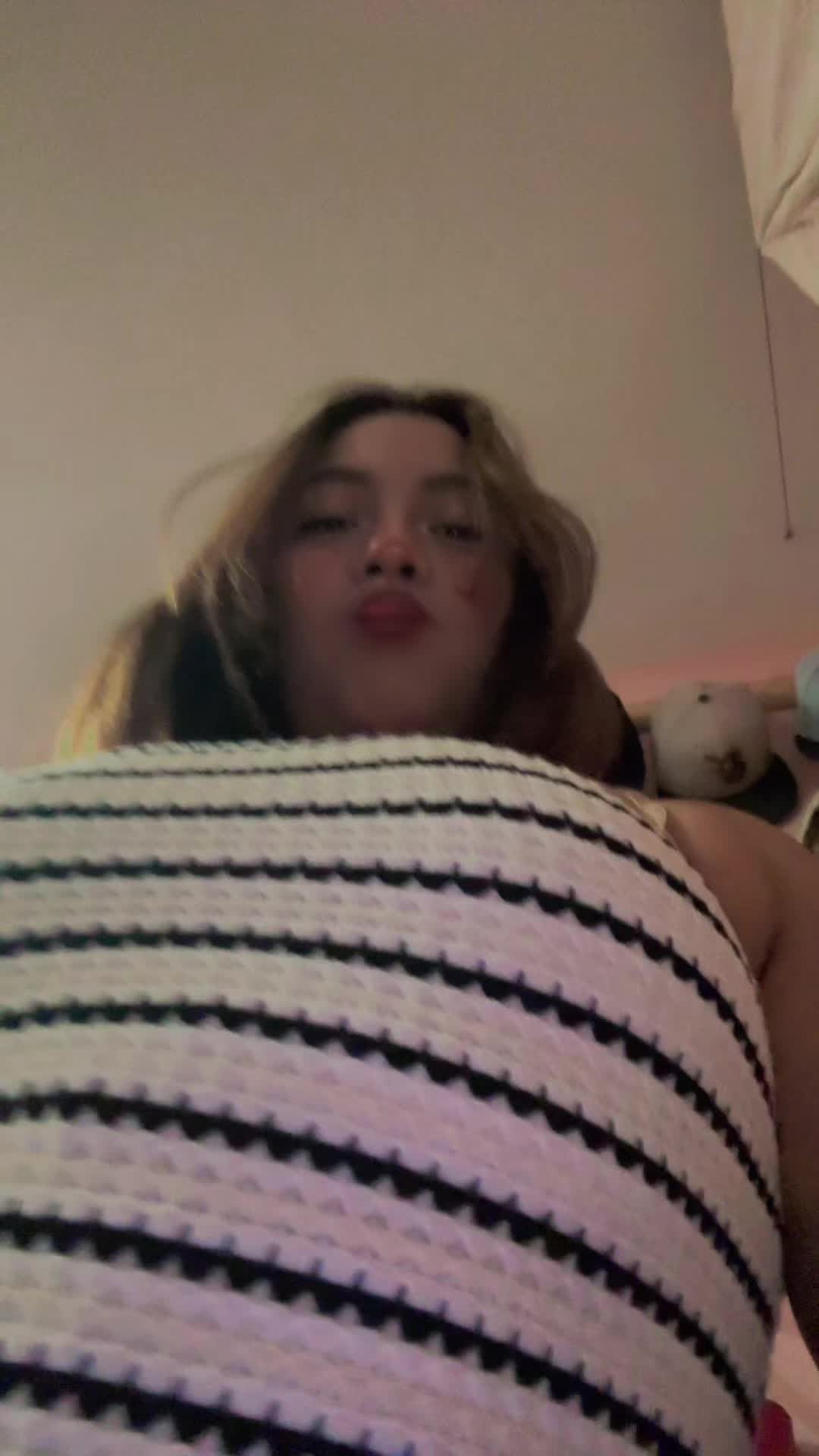 @MIAHERNANDEZ