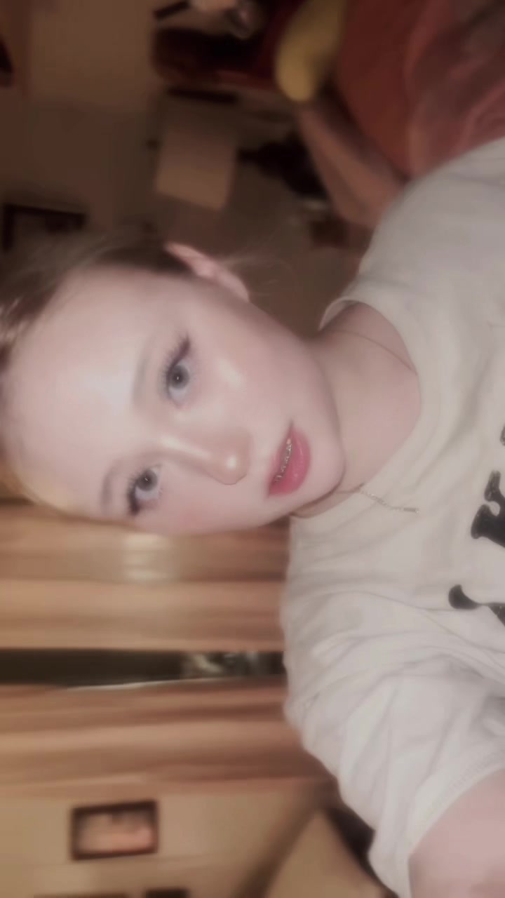 @Jezzibel