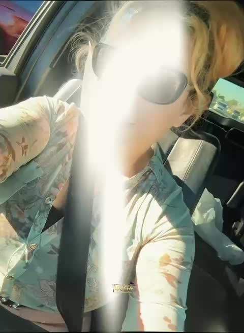 @QueenYing1