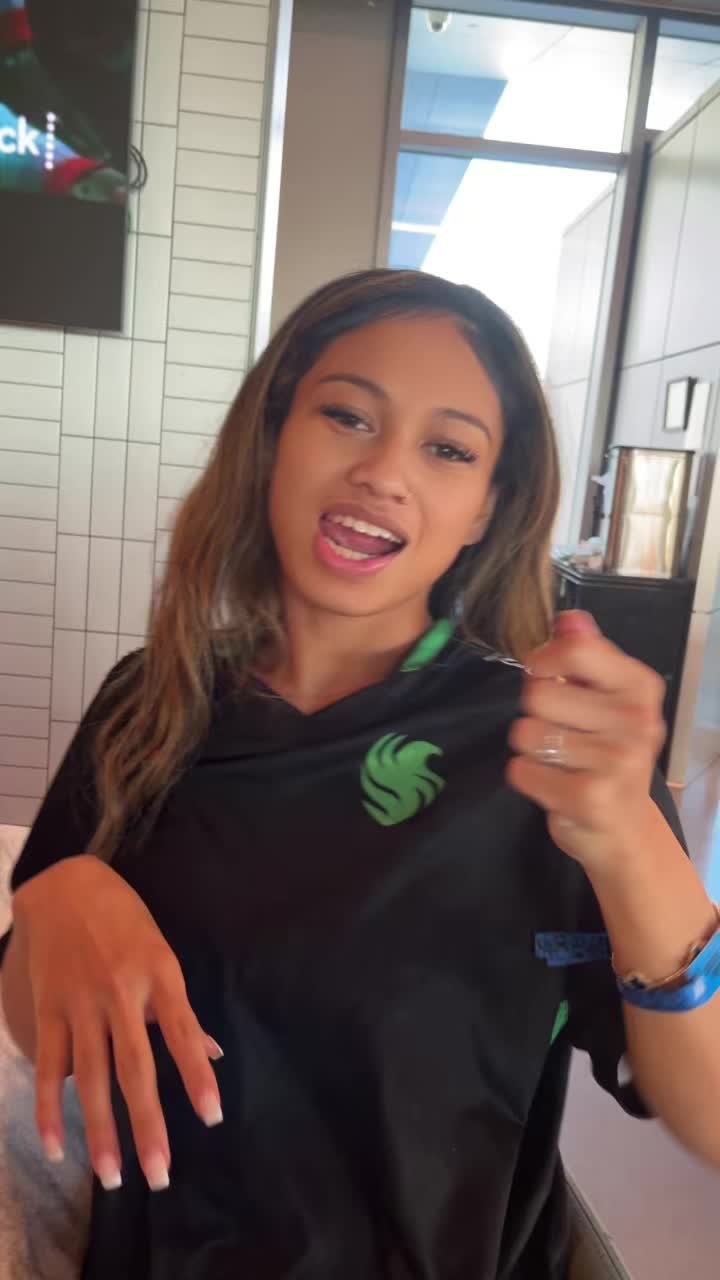 @Nessaboo53