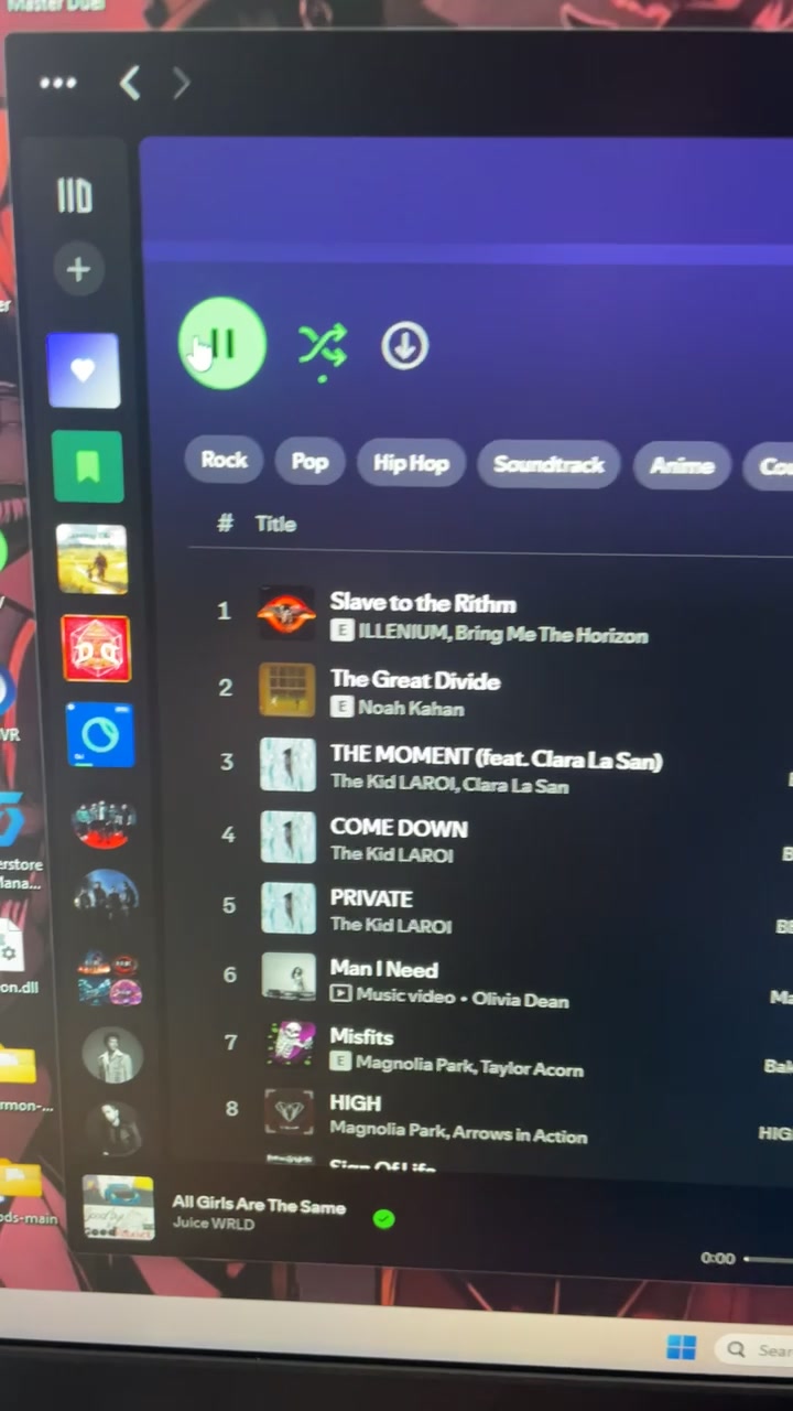 @DailyRandomSongs