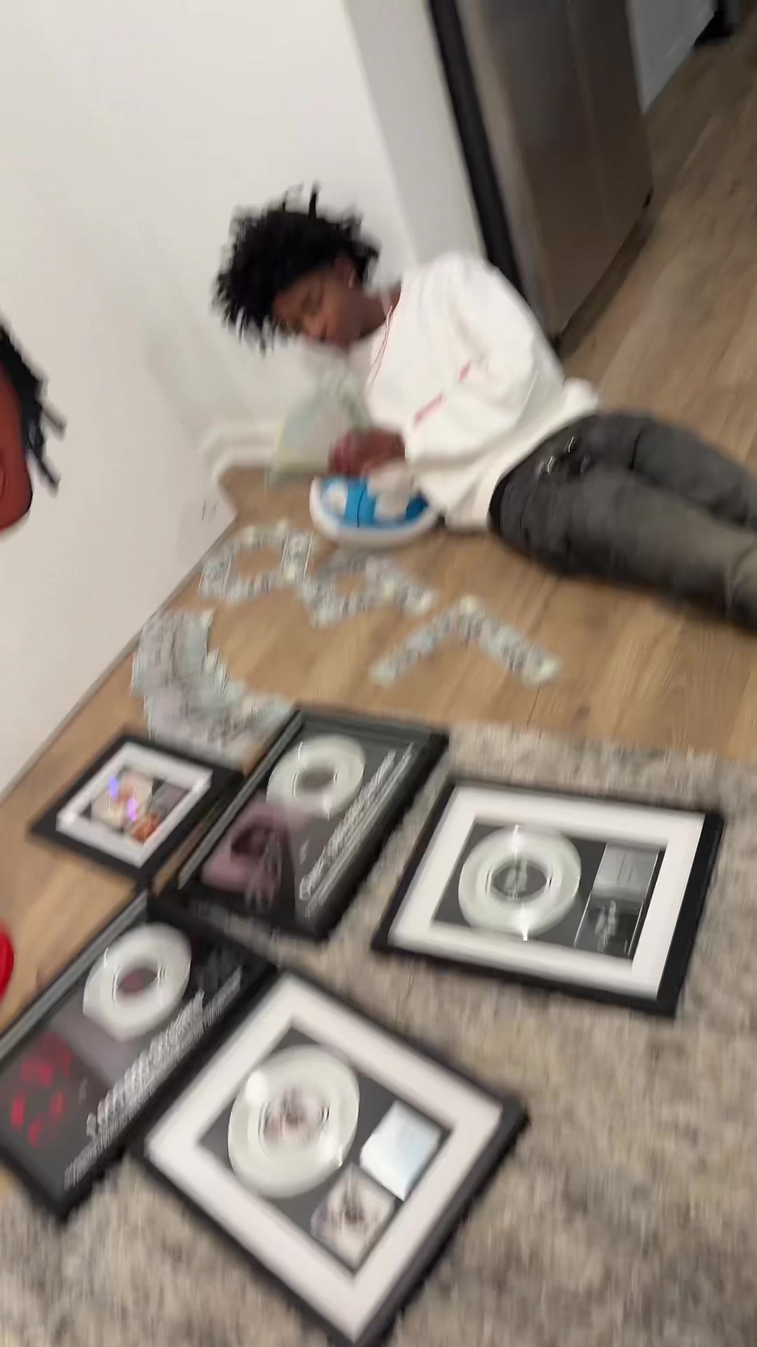 @Lil Rae