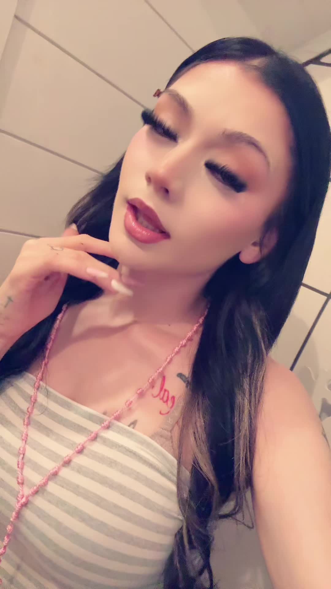 @yurfavoritesnowbunnyy