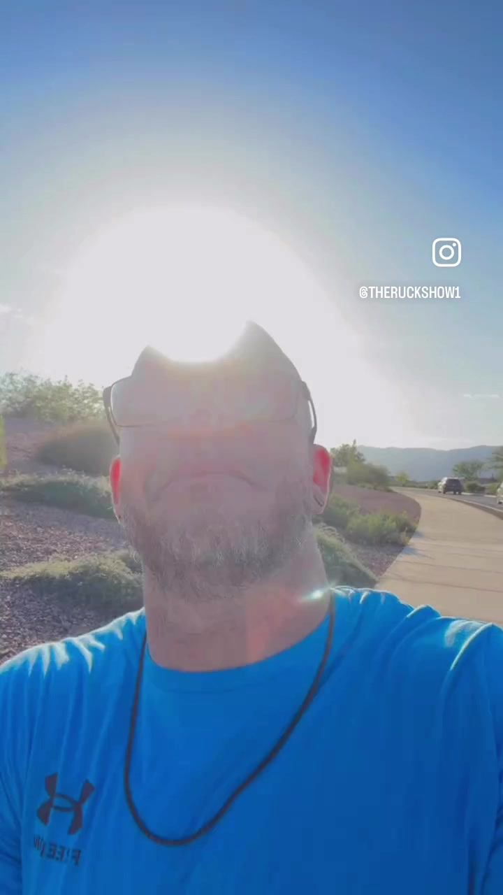 @theruckshow1