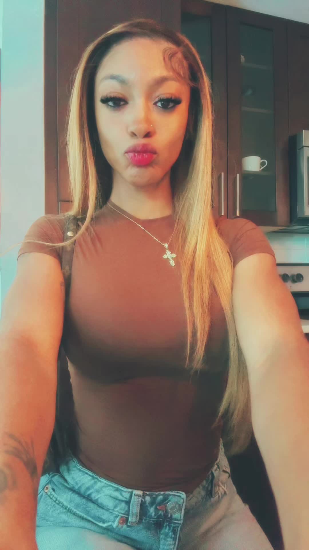 @__Diorbae__
