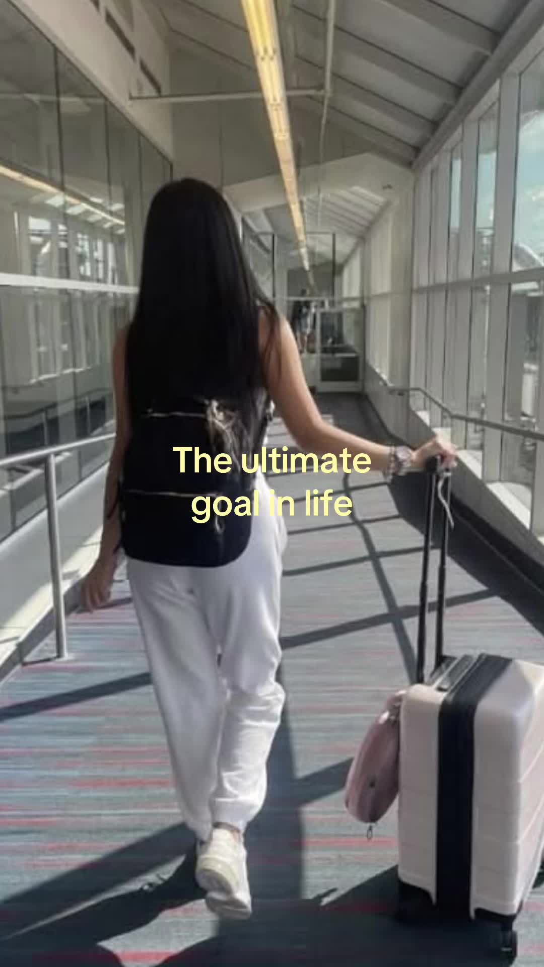 @⃟