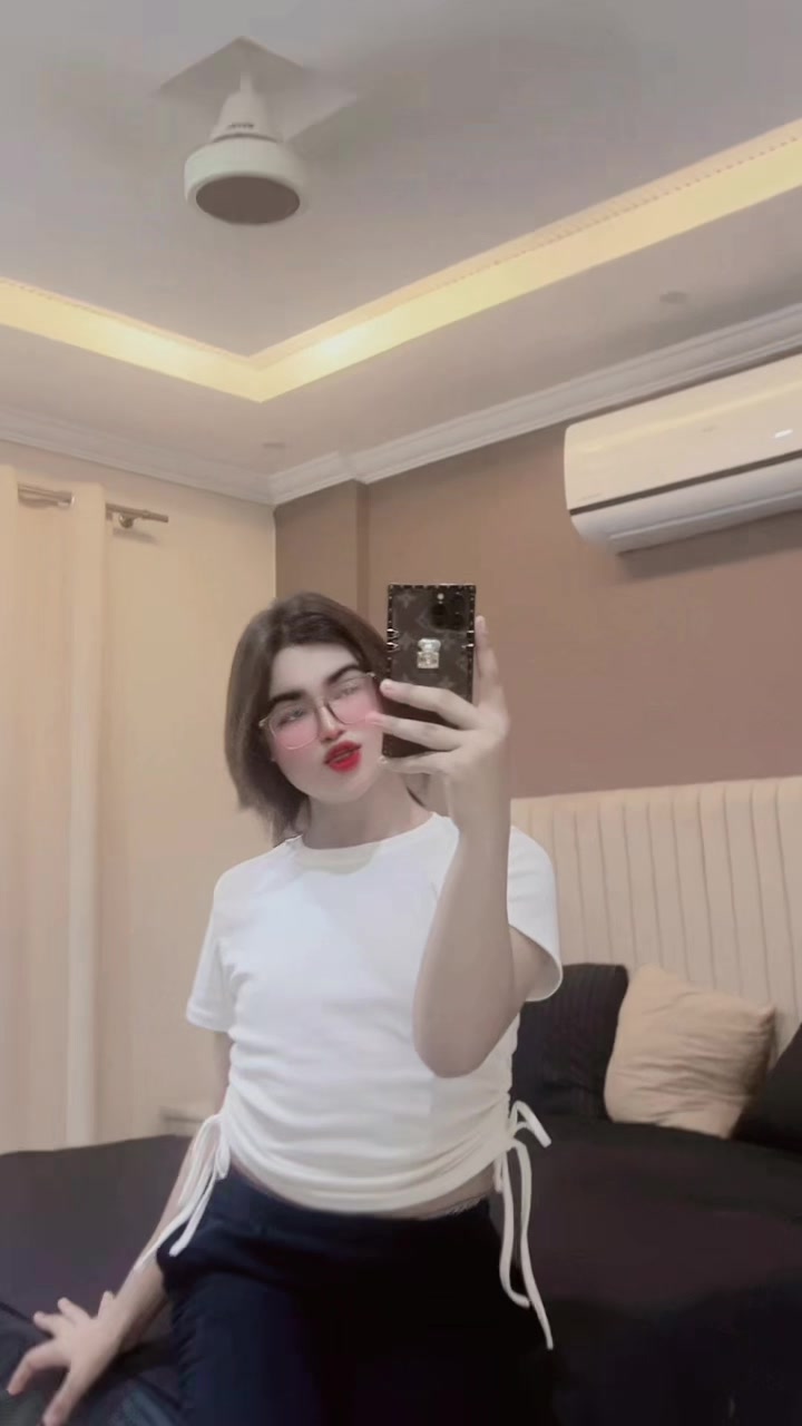 @Zarak Khan🥀🇦🇪🥵