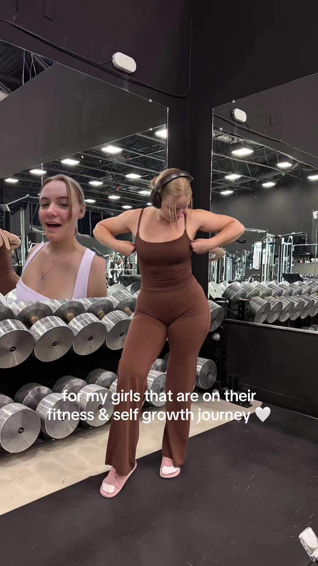 @BUILT BY LINDS