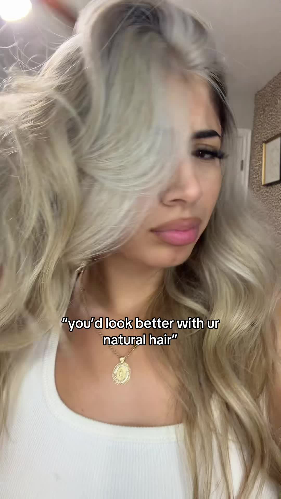 @&copy;️