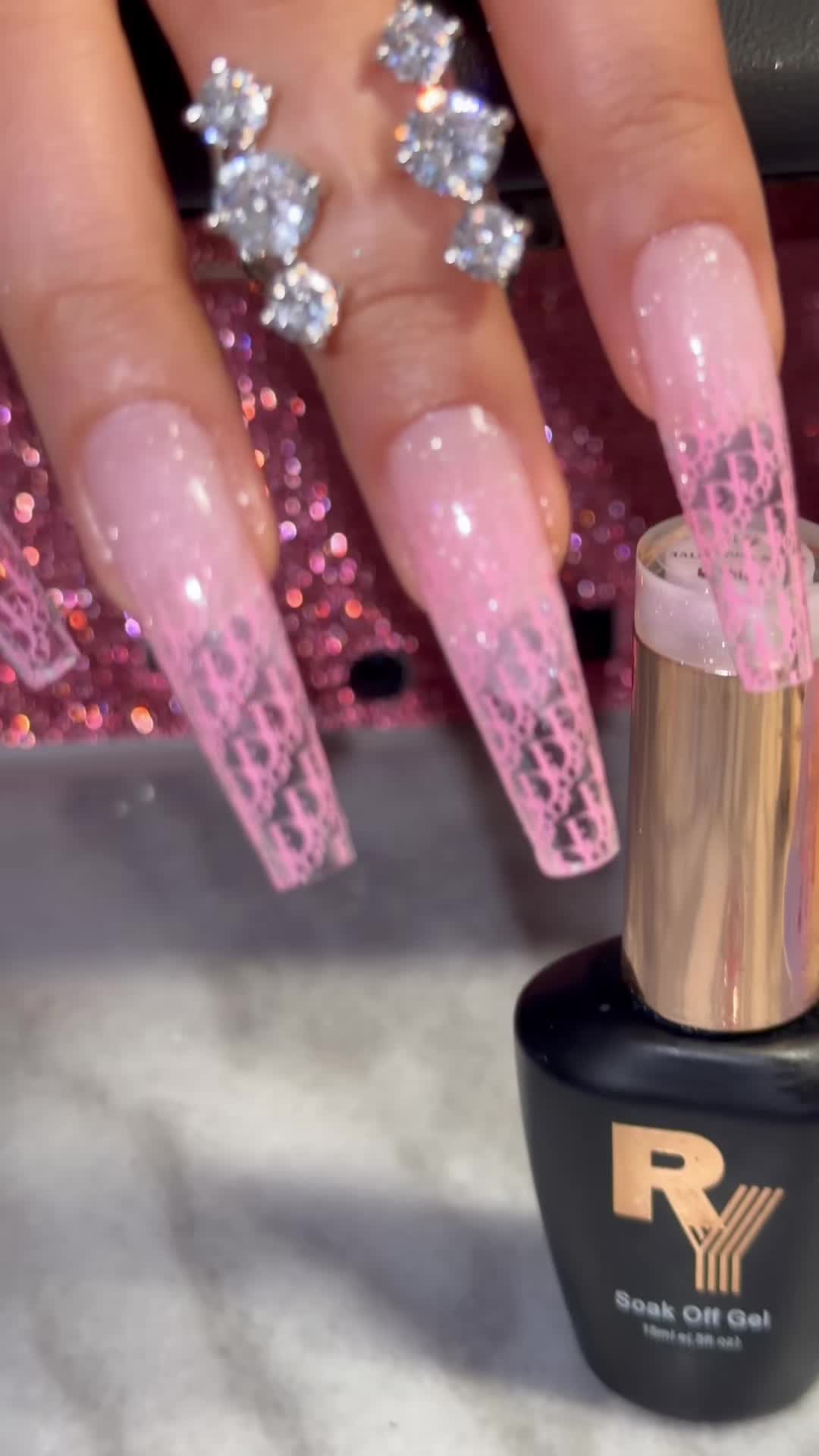 @Riya's Nails