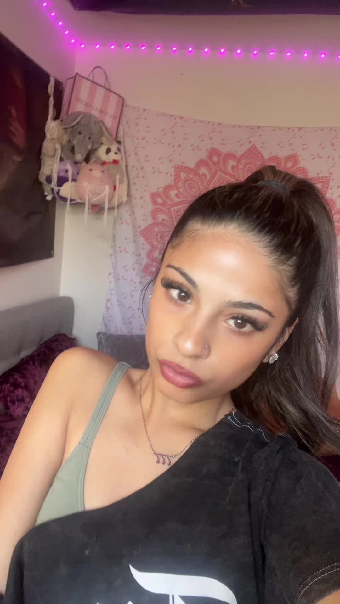 @777