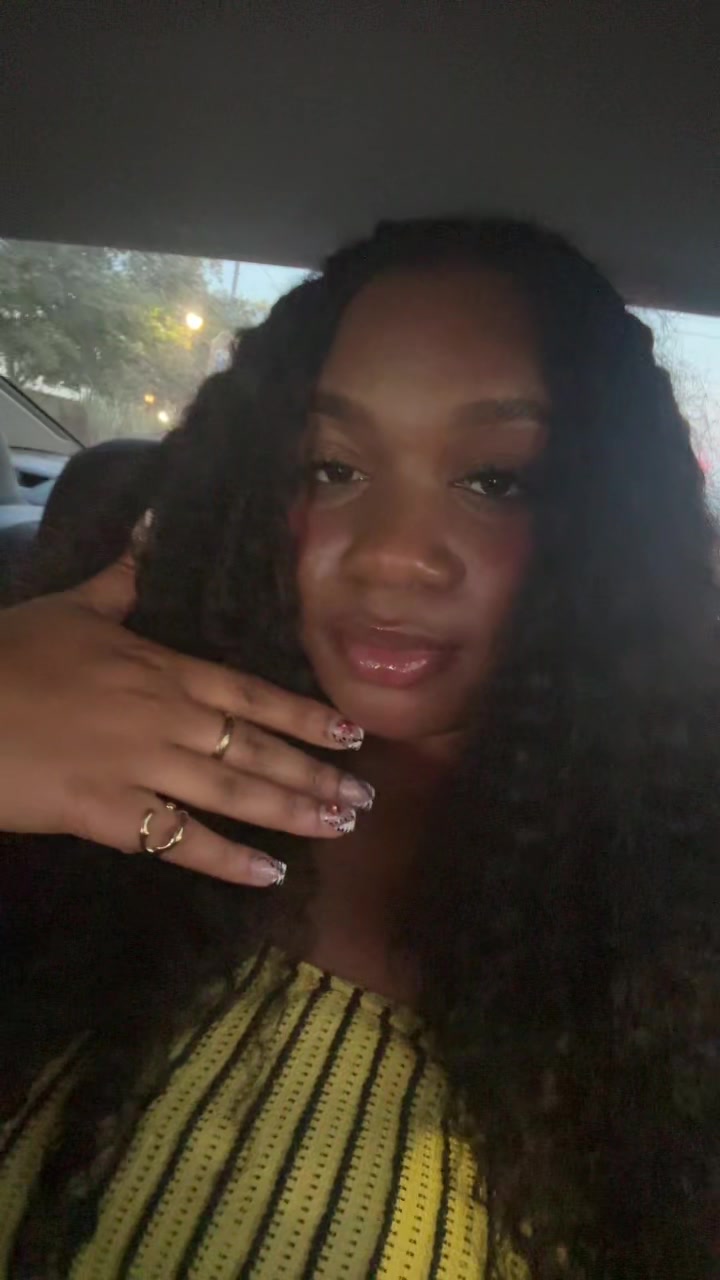 @maliaanicole