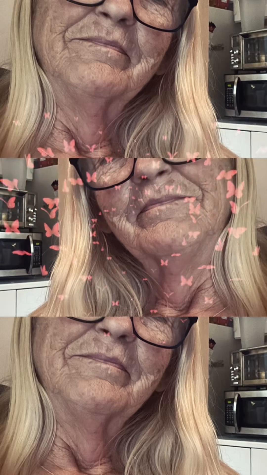@Sandra Kay (Peaches)
