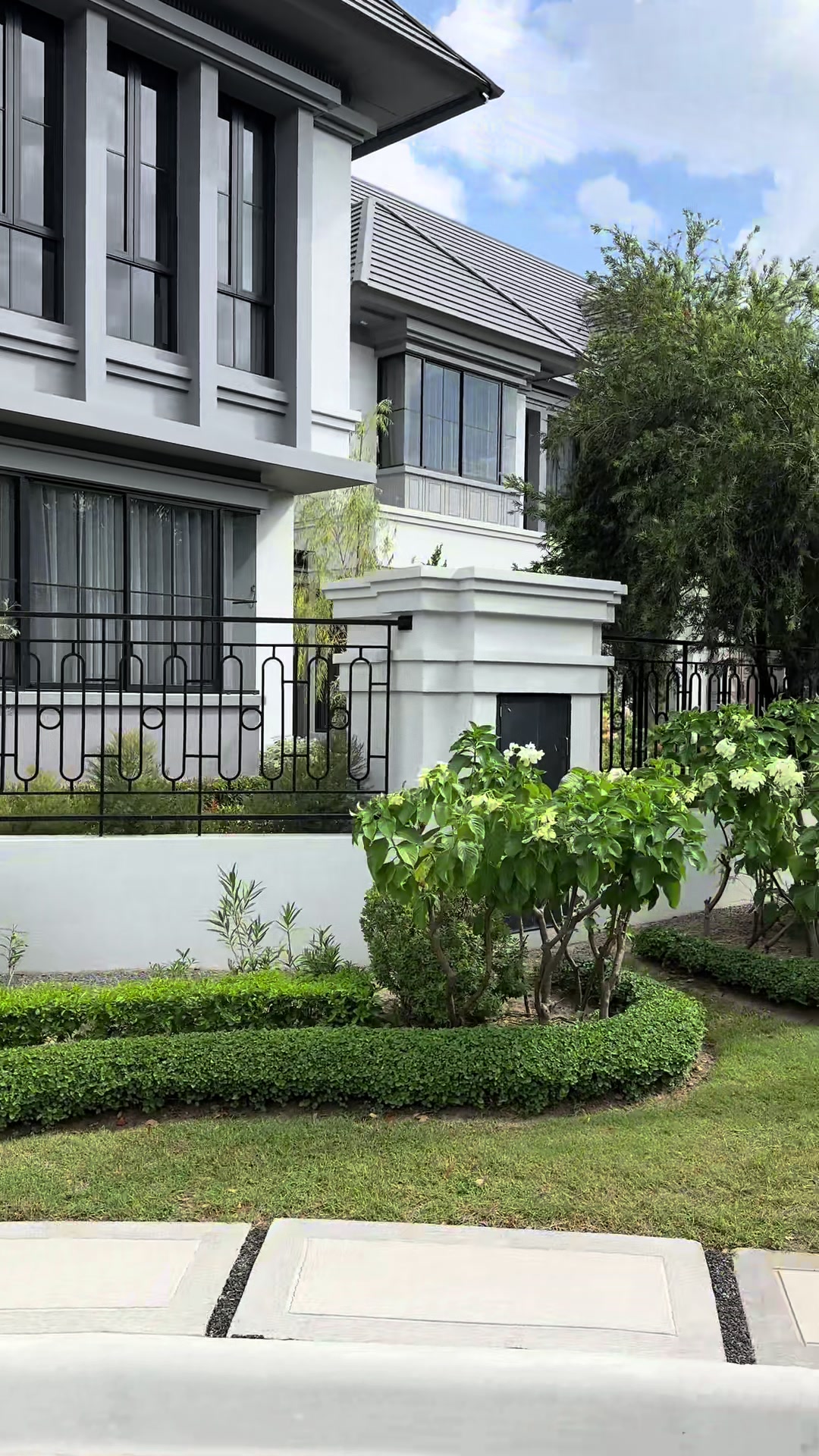 @Luxury Property TH