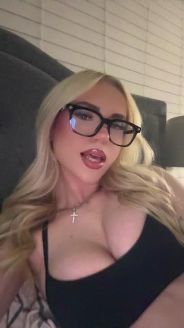 @bella