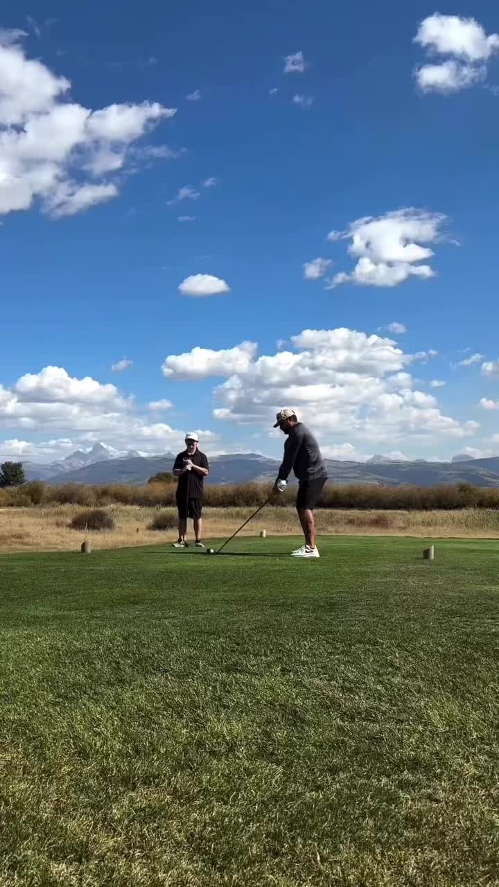 @LippinOutGolf