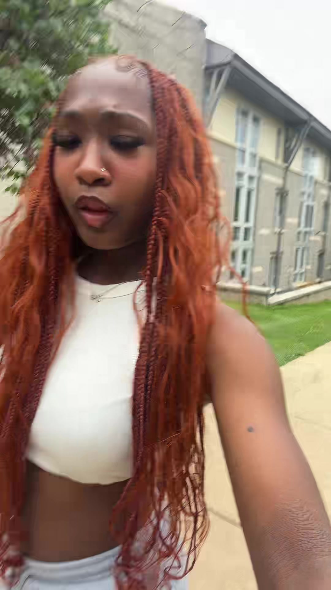 @Queenariiiberryyy🍓