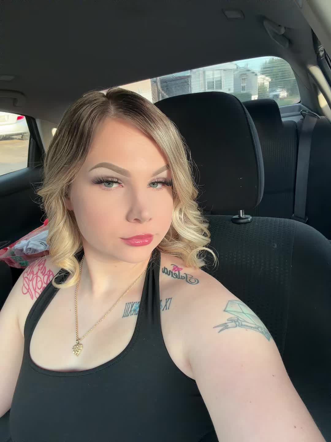 @okkchristinaaa