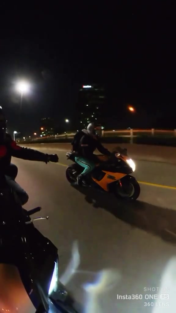 @MotoBros