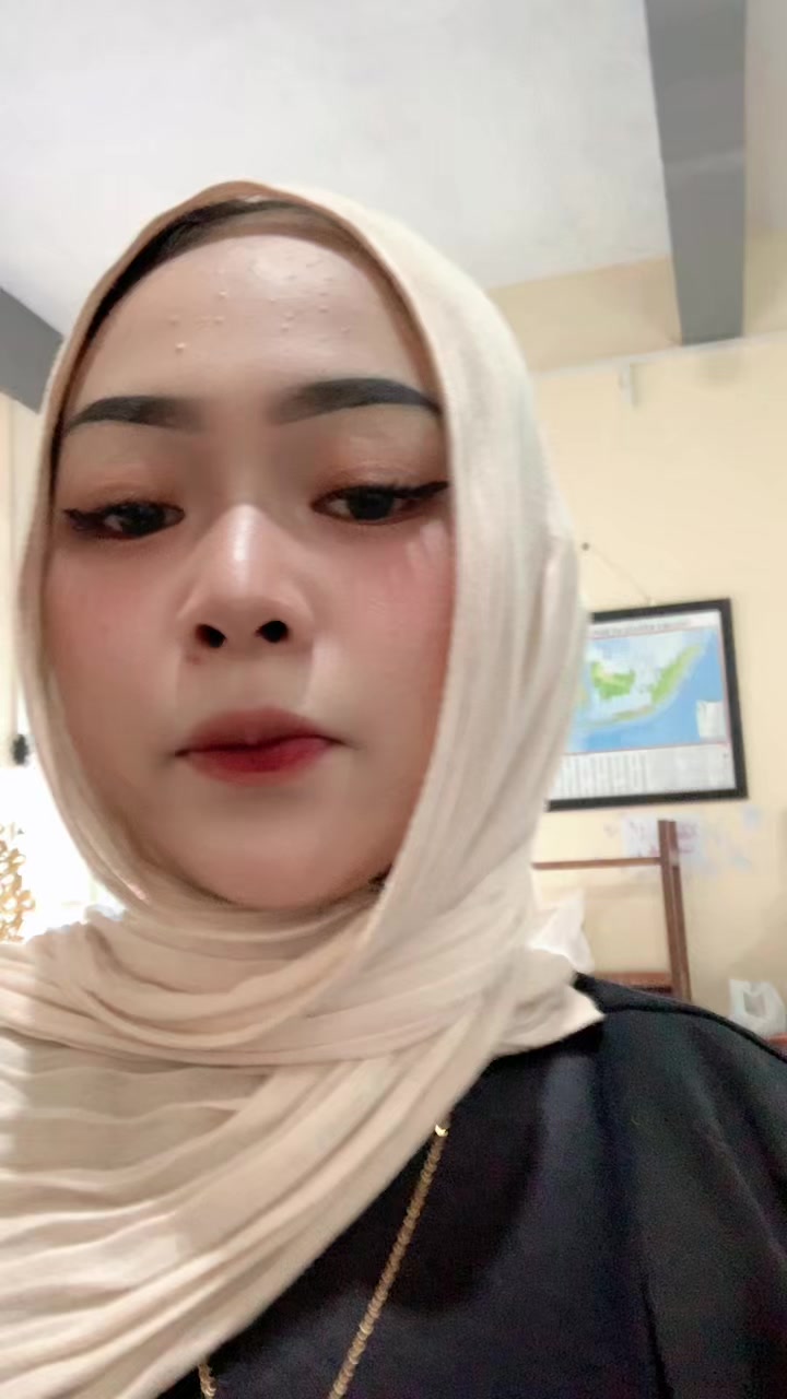 @nadiraainunnisaa