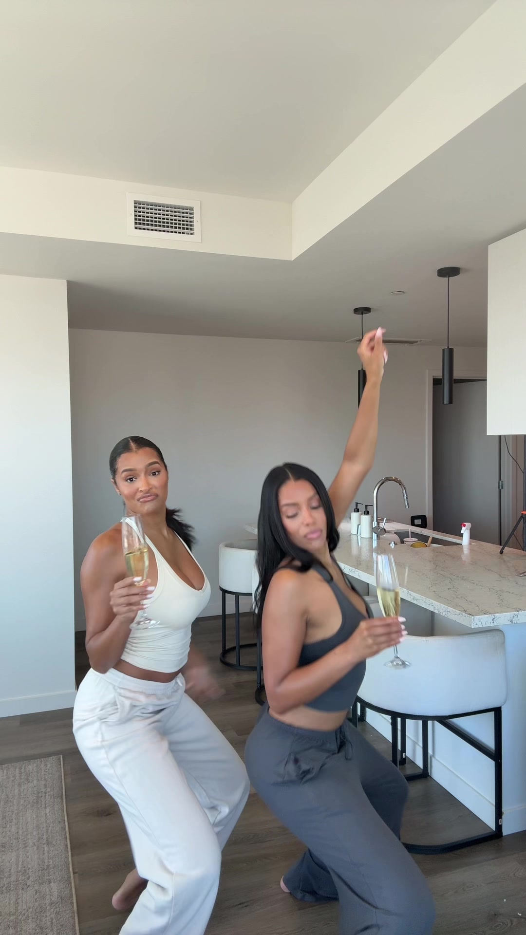 @TheKyleSisters