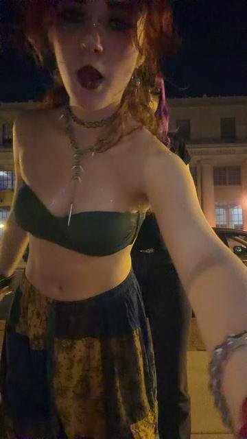 @evrythnginitsrightplce