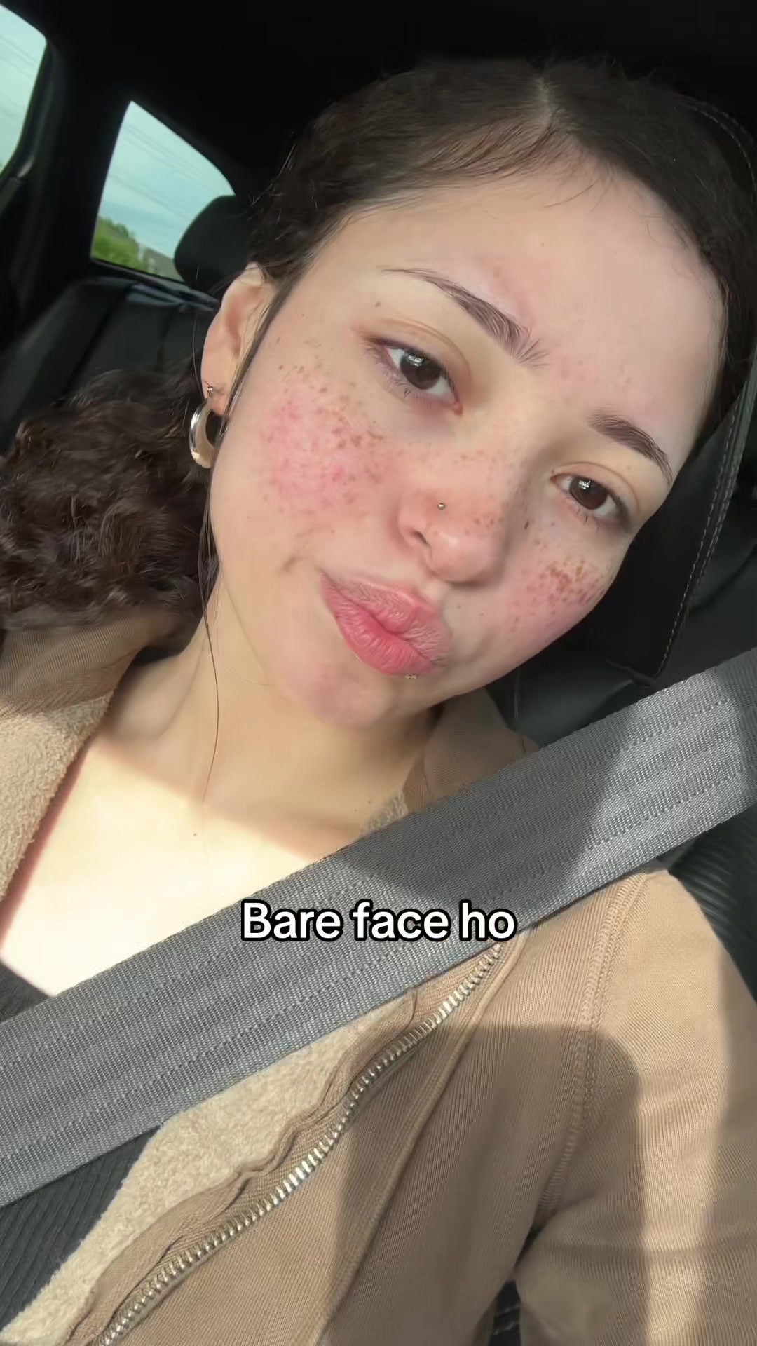 @Jneee