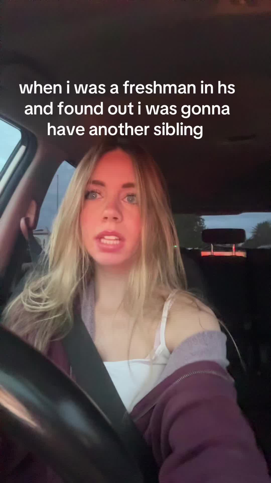 @1sabellawhite