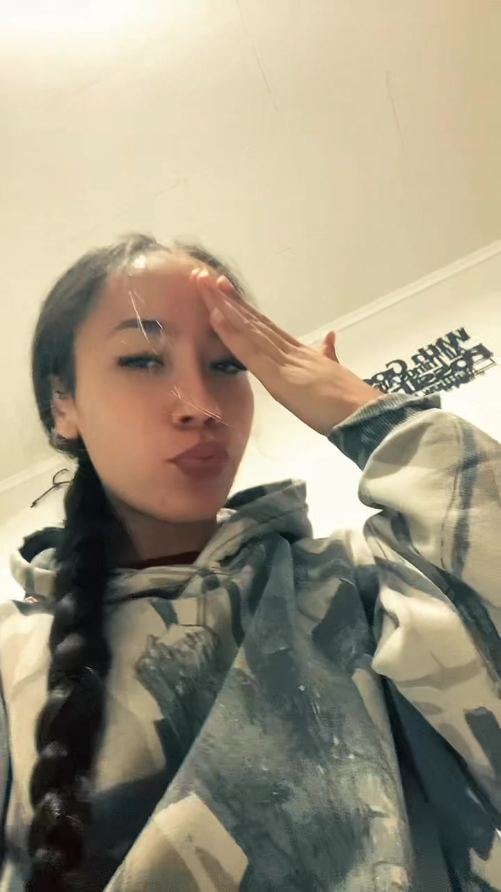 @liviana