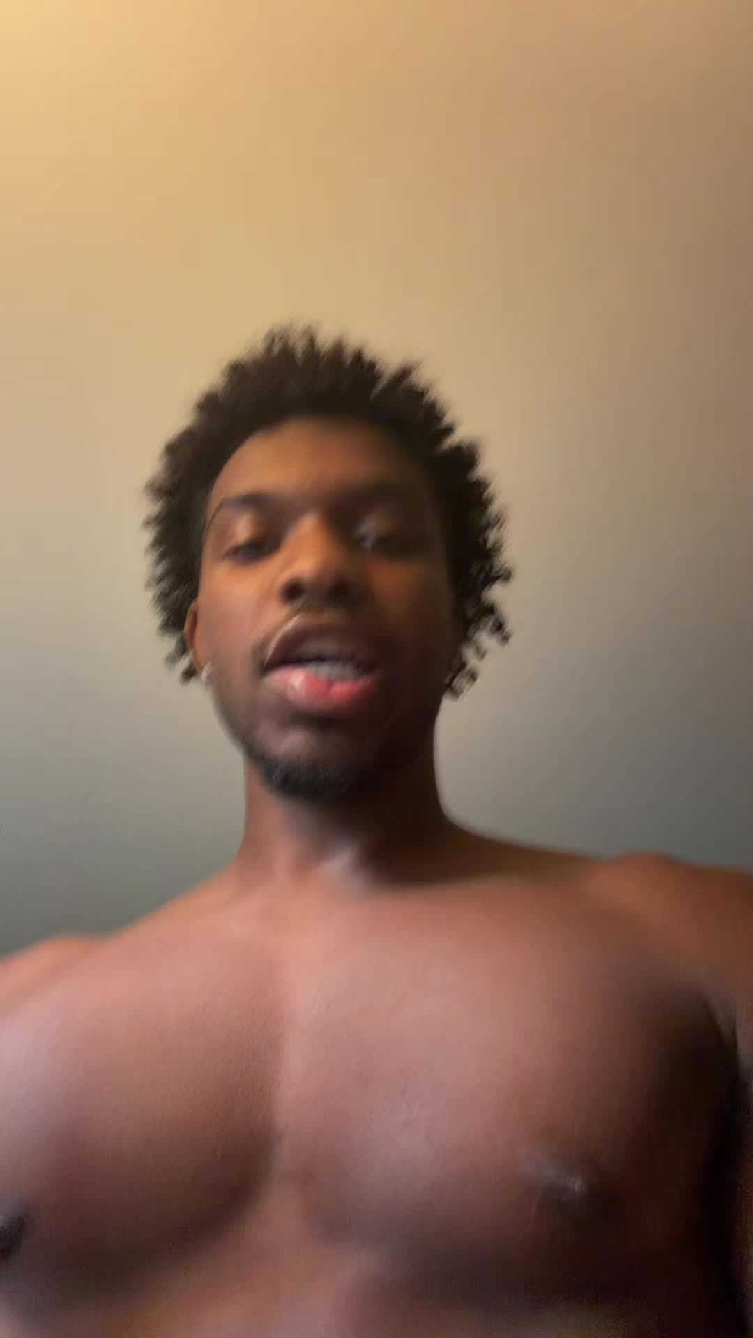 @￼
