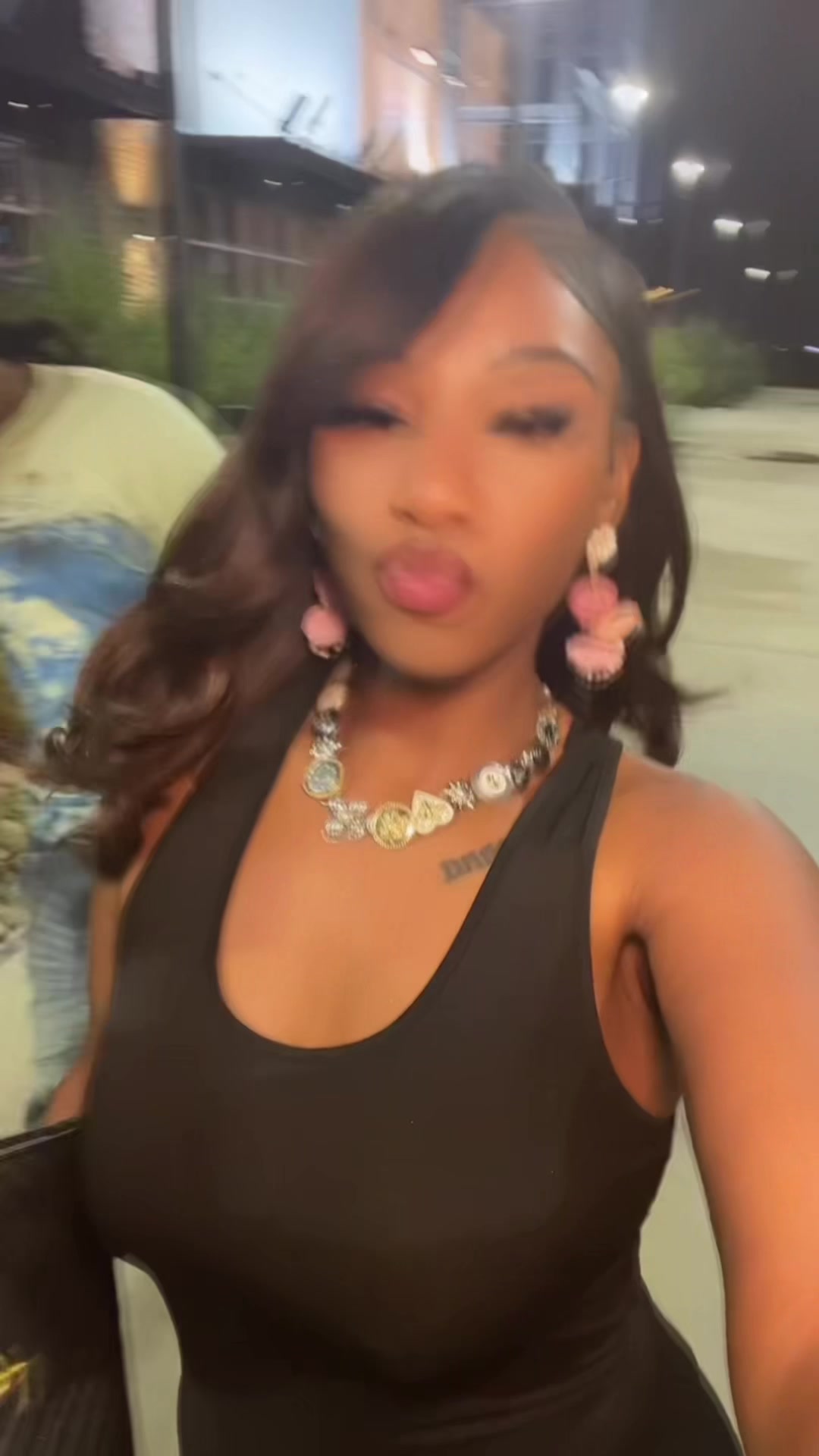 @fineassjt_