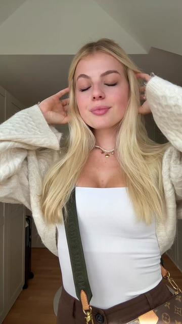 @tinaMiller98
