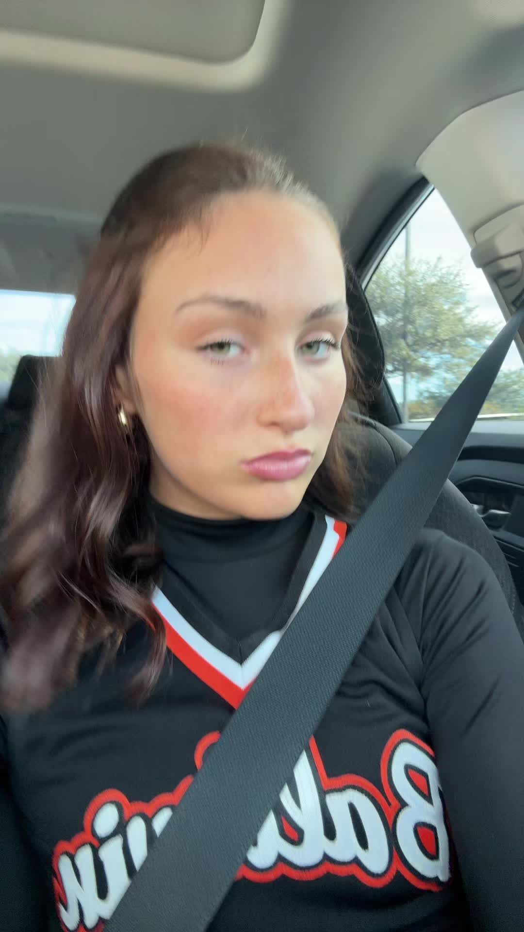 @- Adyson
