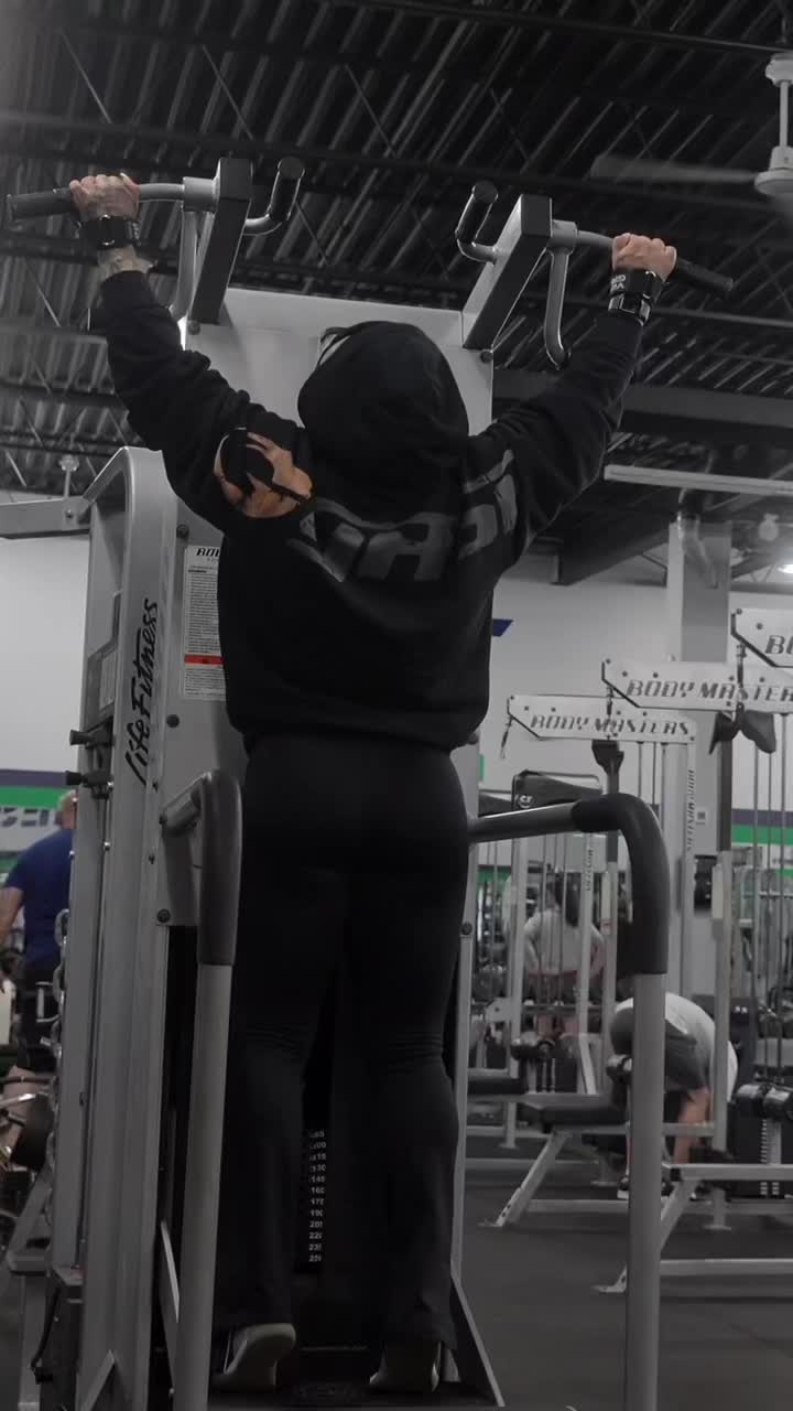@Amanda Almodovar IFBB PRO