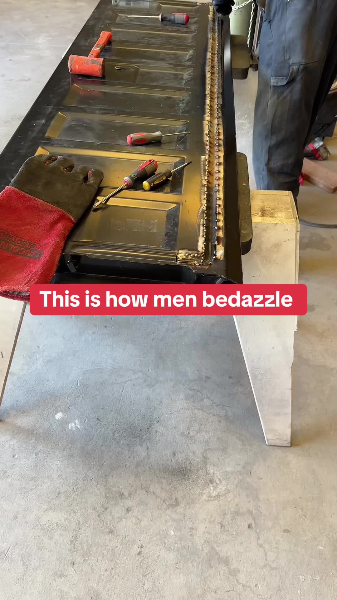 @WhatAreYouBuilding / C10 LGND