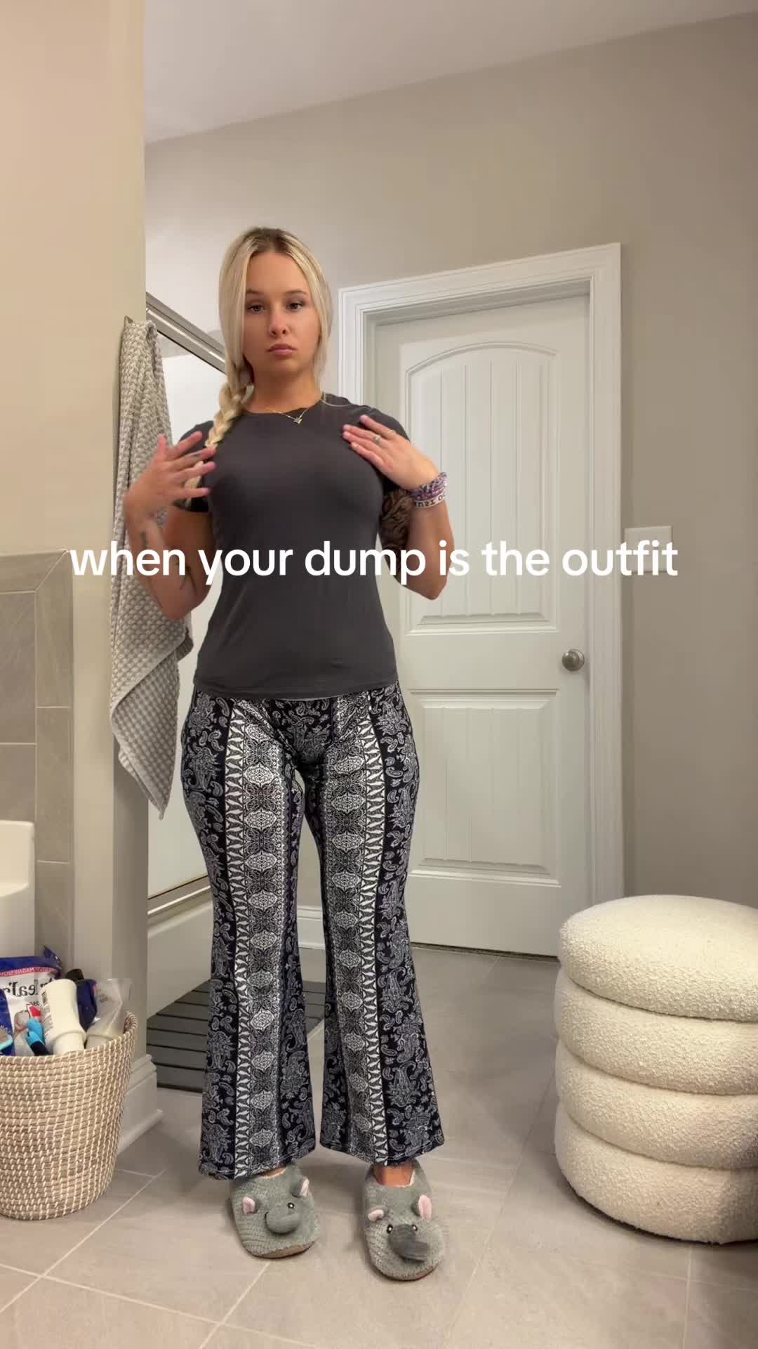@hay 🦦