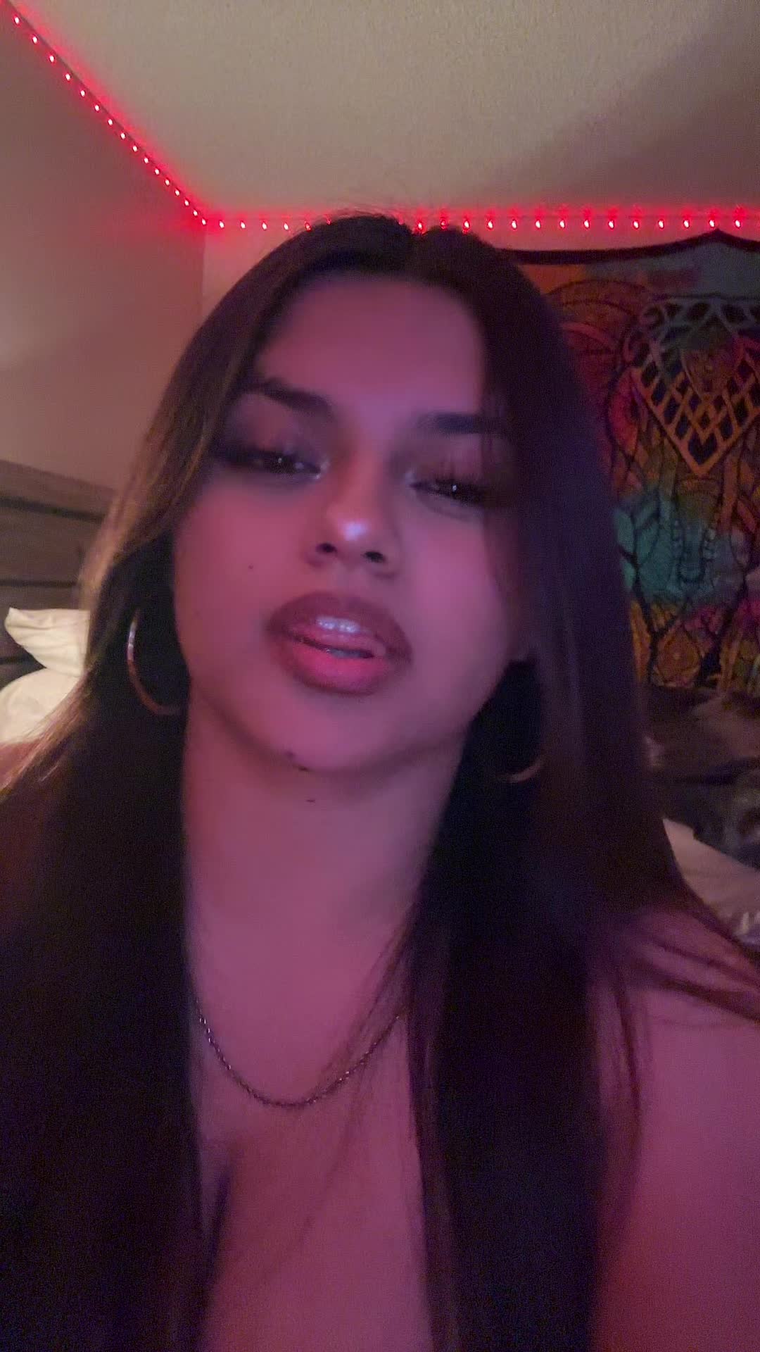 @Valerie <3