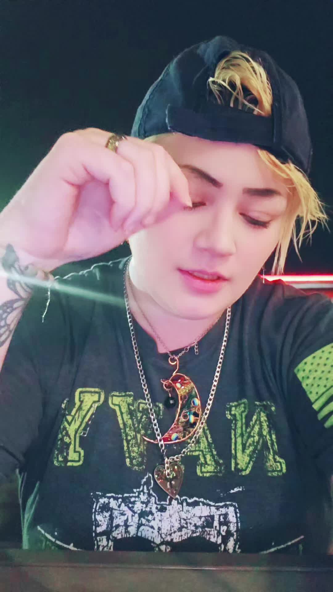 @LizTok_13